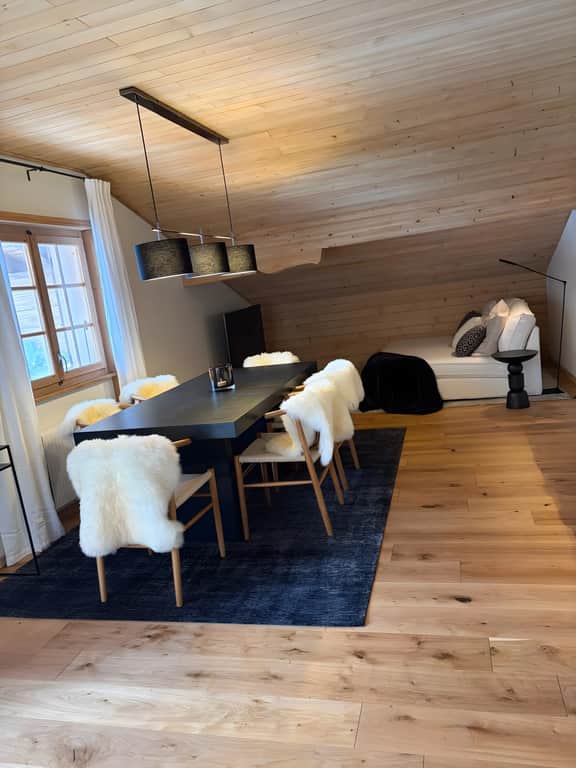 Elegant 1BR Rougemont Apartment