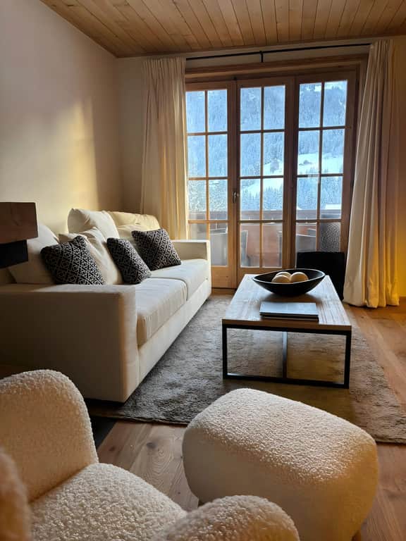 Elegant 1BR Rougemont Apartment