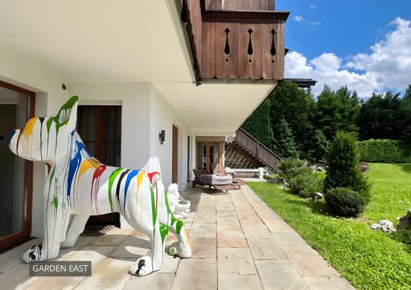 7-bedroom Chalet Private Pool and Stunning Views