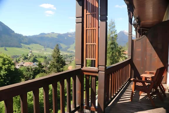 Great View spacious 3 BR flat with Pool and Gym
