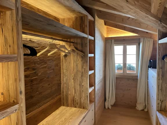 Beautifully Enveloped Romantic Chalet