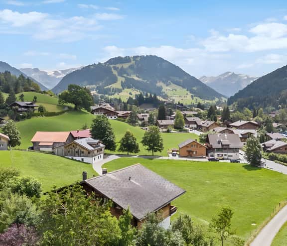 Swiss Peaks Haven with Unparalleled Views