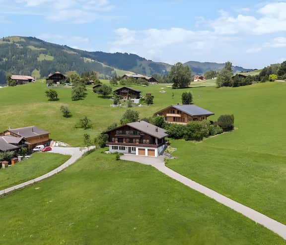 Swiss Peaks Haven with Unparalleled Views