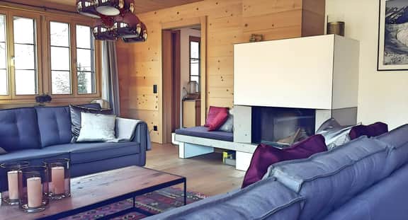 Marvelous Wooden Chalet with Warm Mountain Views