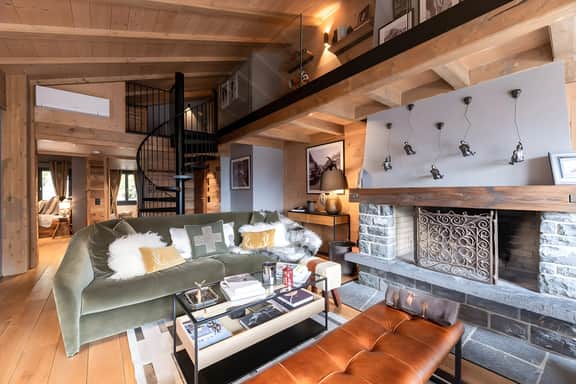 Modern and Bright Apartment in Gstaad Centre