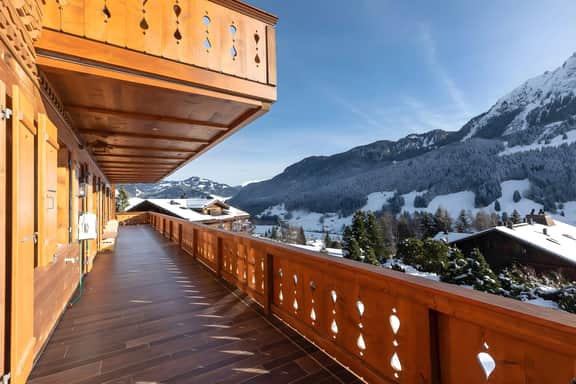 Alpine Luxury Flat in Rougemont - Image 3