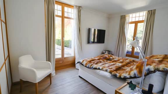 Charming Swiss Village Home With Pool & Spa