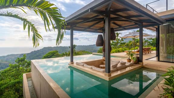 Luxury Escape With Sunset Ocean Views