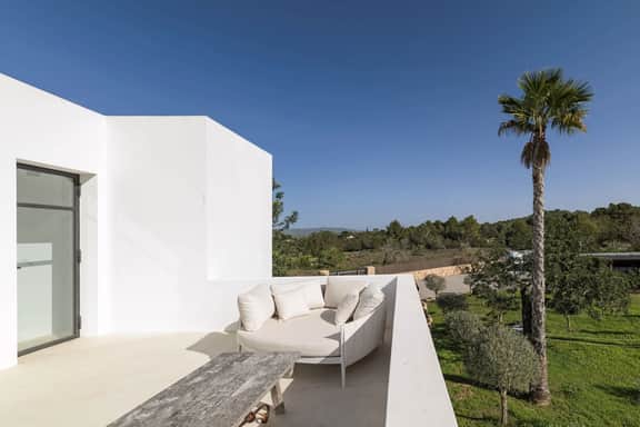 IBZ235 Privadia Amar