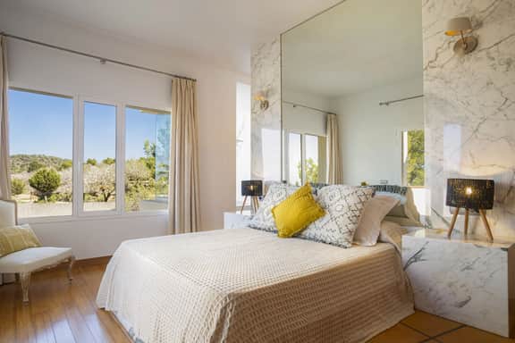 IBZ232 Privadia Gai