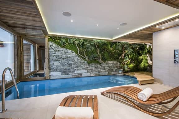 Sacred Luxurious Chalet in an Ideal Spot