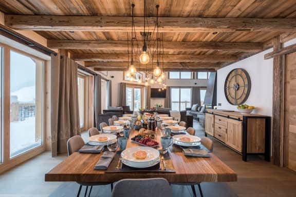 Sacred Luxurious Chalet in an Ideal Spot