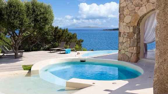 Mediterranean Seafront Villa With Gym and Games