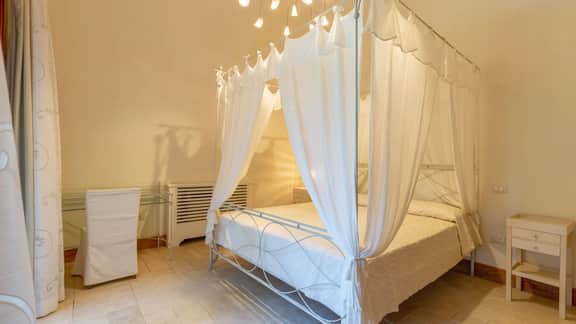SAR169 Rebecca ChSV1