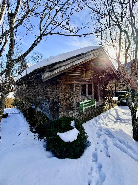 Luxury Mountain Escape With Pool Sauna - Image 5