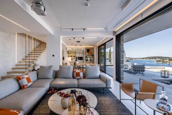 Elegant Villa Overlooking Adriatic Sea