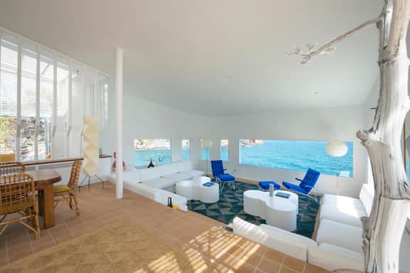 Azure Coast Sanctuary - Image 3