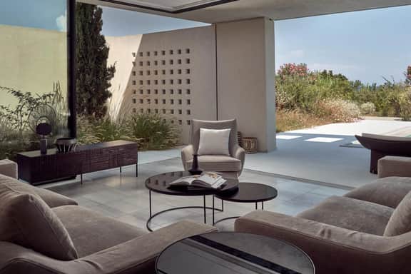 Sea View Luxury Villa with Heated Infinity Pool - Image 5