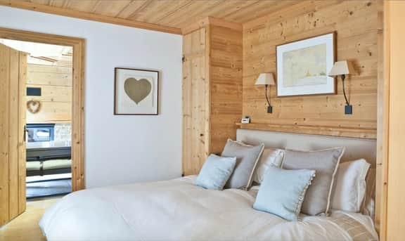 Traditional Alpine Stay Near Ski Slopes