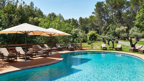 Serene Retreat Surrounded by Lavender Fields