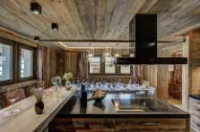 Spacious Alpine Chalet with Private Spa