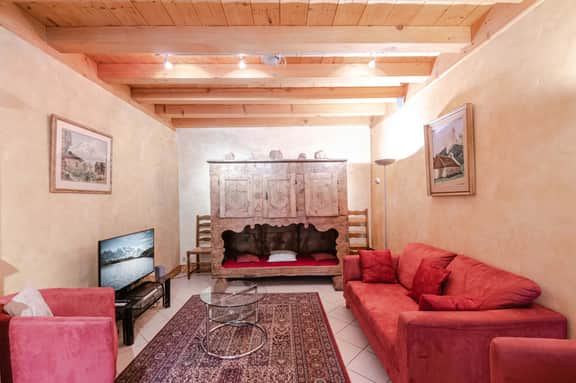 Rustic Mountain Chalet for Group Escapes