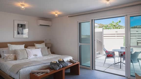 Luxury Stay With Scenic Island Views