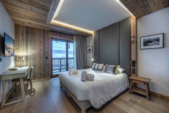 Cozy Alpine Duplex With Scenic Terraces