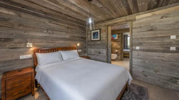 Cozy Alpine Apartment Near Méribel Village Slopes