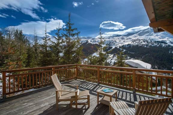 Traditional Chalet With Panoramic Peak Views