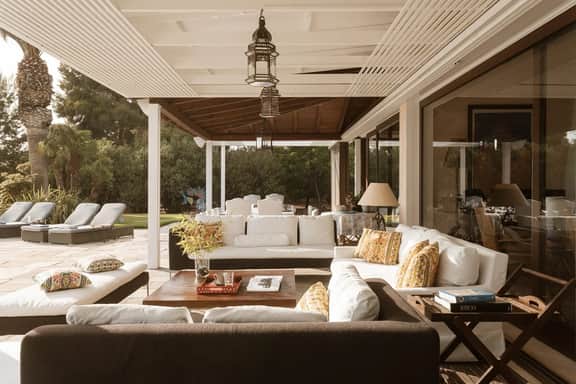 Beachfront Luxury Villa with Private Beach