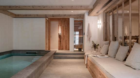 Refined Chalet Near Gondola And Slopes - Image 3