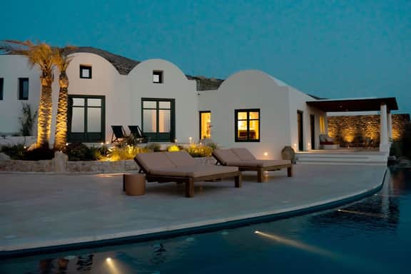 Serene Santorini Villa: Infinity Pool & Sea View - Image 2