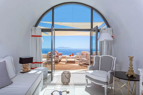 Luxury 5BR Santorini Villa with Infinity Pool - Image 2
