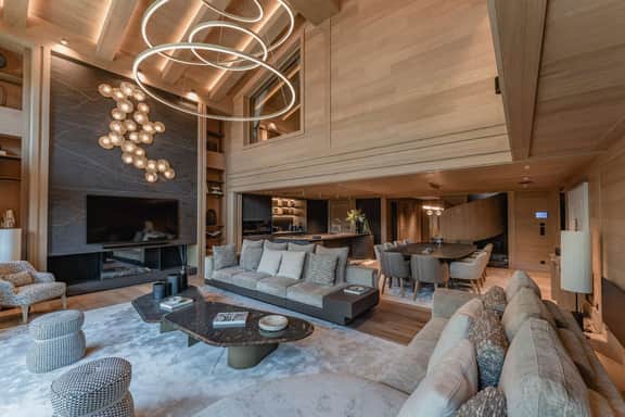 Contemporary Apartment Steps From Slopes - Image 3