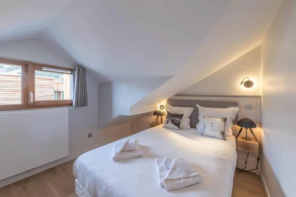 Chic Duplex Near Alpe D’huez Gondolas - Image 2