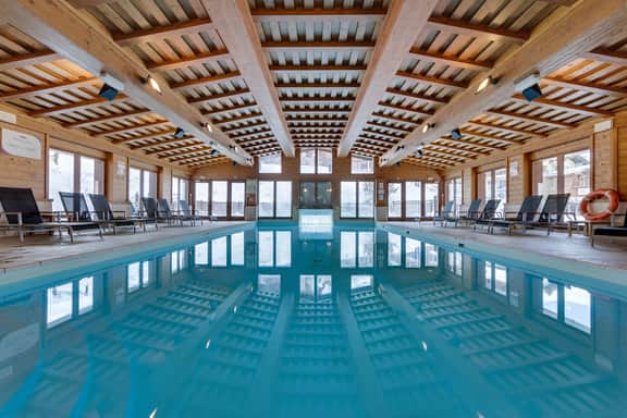 Pedestrian Resort Retreat Facing Mont Blanc - Image 3