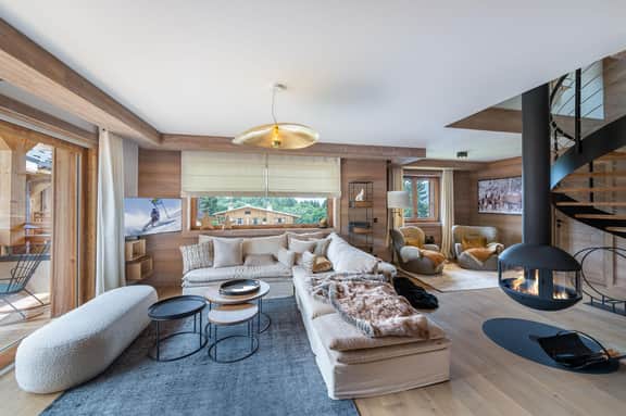 Refined Megève Duplex With Terrace Views - Image 2