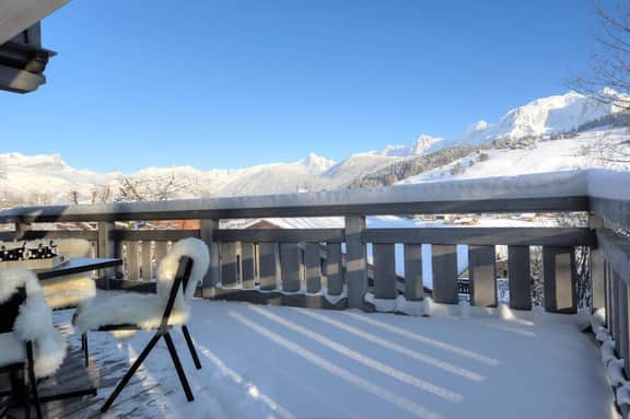 Serene Alpine Chalet With Cinema Room - Image 4