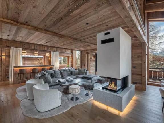 Chalet Near Slopes With Indoor Pool - Image 5