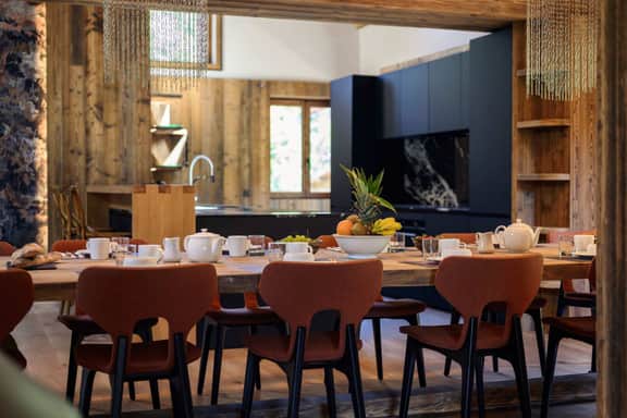 Exceptional Ski-In Ski-Out Mountain Retreat - Image 5