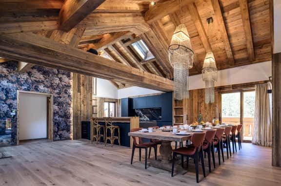 Exceptional Ski-In Ski-Out Mountain Retreat - Image 4