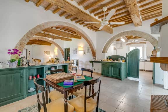 Villa Roses Tuscany Retreat with Private Pool - Image 5