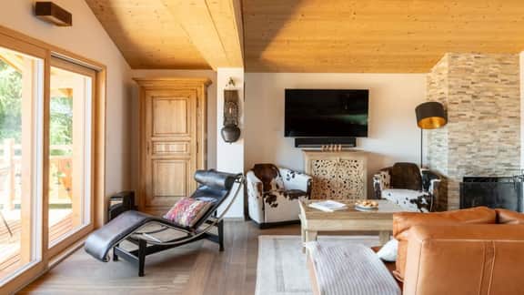 Alpine Escape With Private Hot Tub - Image 5