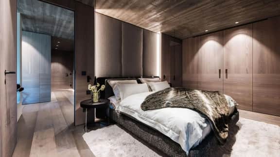 Luxury Chalet With Panoramic Arlberg Views - Image 3