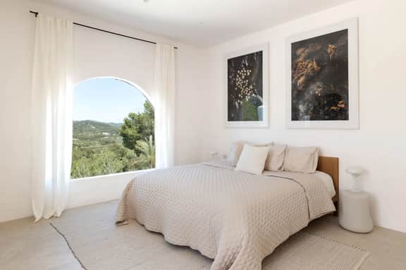 Serene Mediterranean Retreat Near Santa Eulària - Image 3