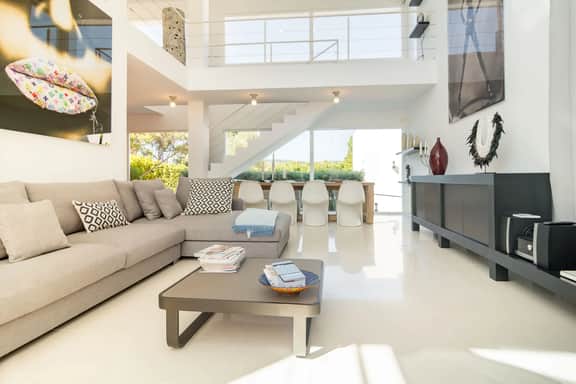 Bright Ibiza Villa With Private Pool - Image 2