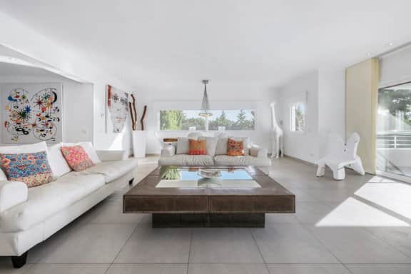 Five Bedroom Retreat in Can Furnet - Image 2