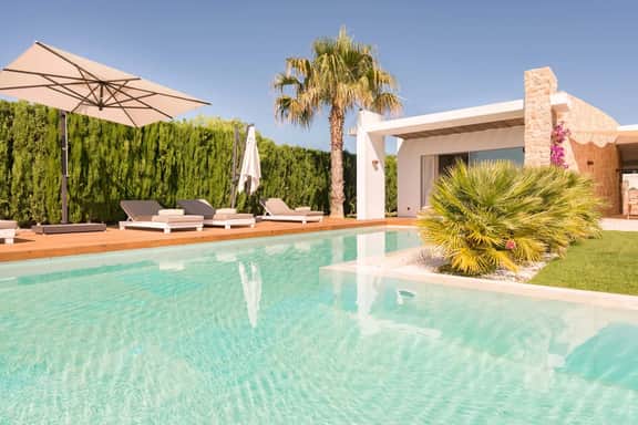 Beautiful Villa Near Cala Conta Beach - Image 4