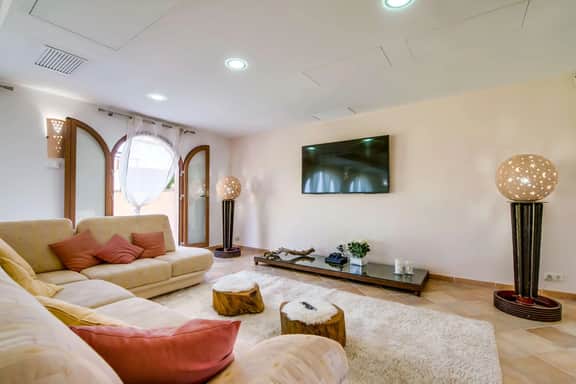 Elegant Mallorcan Escape With Private Jacuzzi - Image 2